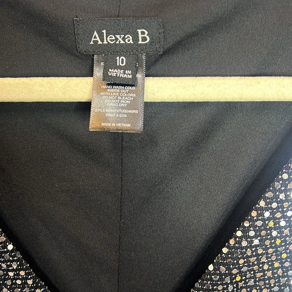 Women’s Alexa B Long Sleeve Cocktail Dress Size 10 Black New with Tags - Picture 3 of 6